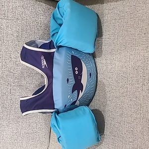 Speedo puddle jumper, life jacket